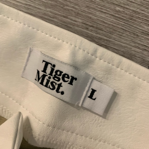 Tiger Mist white leather pants - Picture 3 of 3